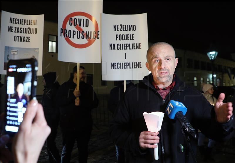 Teoretičari zavjere imaju skup u Saboru