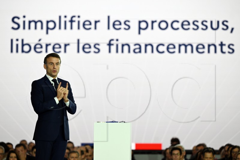 Francuski parlament odbacio Macronov zakon o imigraciji