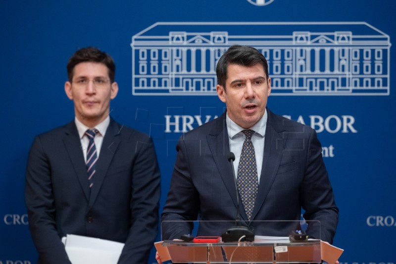 Grmoja: Peruško u 'mega aferi' oštetio Fortenovu u korist Vujnovca